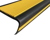 guardacanto-de-escalera-amarillo